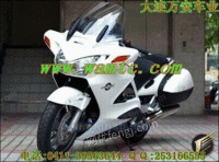 STX-1300摩托车