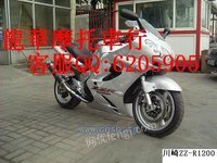 川崎 ZZR1200摩托车