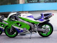 摩托车ZXR400 