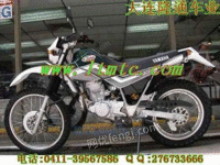 雅马哈山叶XT225摩托车