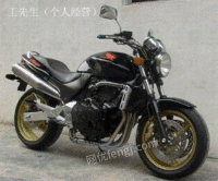 本田大黄蜂CB600摩托车