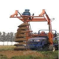 拖拉机挖坑机