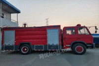 安徽蚌埠转让两辆8吨水罐消防车