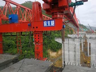 贵州铜仁工地完工二手龙门吊、架桥机、提梁机，可打包出售