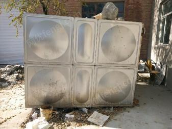 内蒙古呼和浩特不锈钢水箱，有水泵及变频器出售