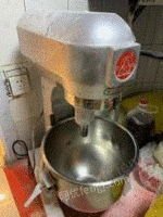 黑龙江齐齐哈尔烘焙设备出售，9成新，可单个卖！价格可商量