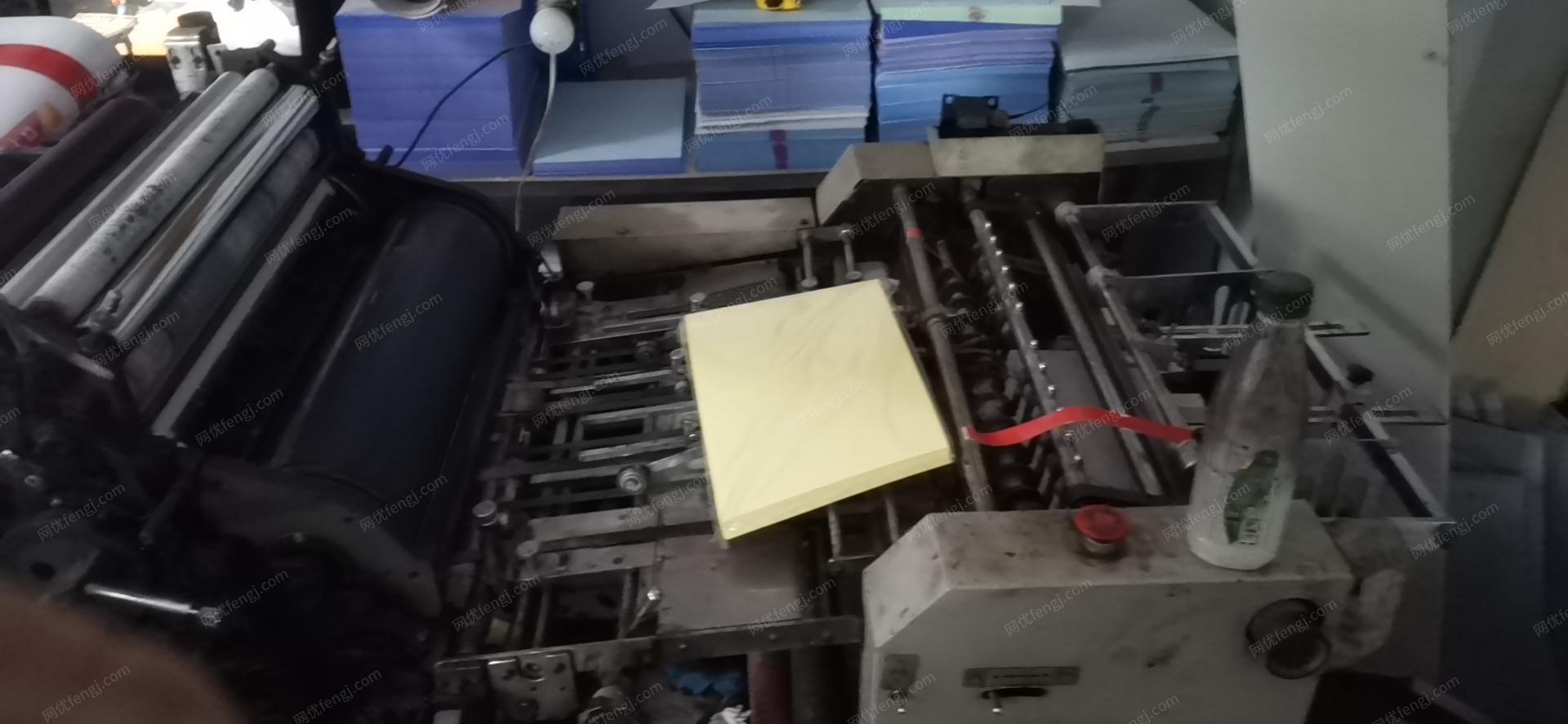 印刷厂出售潍坊单色6开打码印刷机1台，用了6-7年.单头胶装机1台
