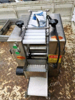 供应饺子皮机商用小型全自动商用仿手工多功能擀皮机馄饨蒸饺包子皮机