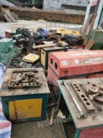 海南儋州出售二手工地设备材料（钢筋弯花机、发电机、剪切机、空压机等）