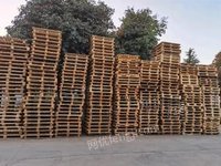 云南昆明出售木头托盘长130，宽110