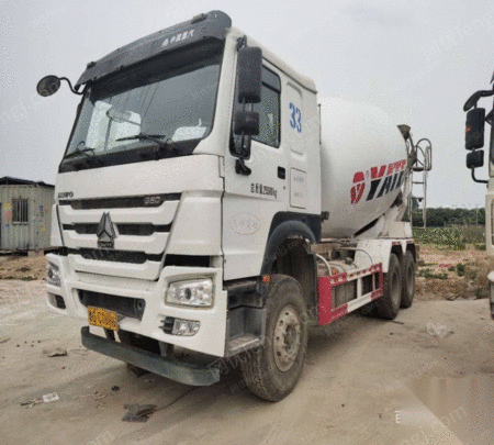 二手搅拌车出售