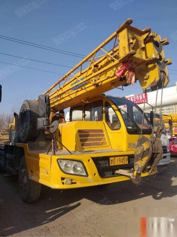 甘肃张掖转让徐工12吨吊车