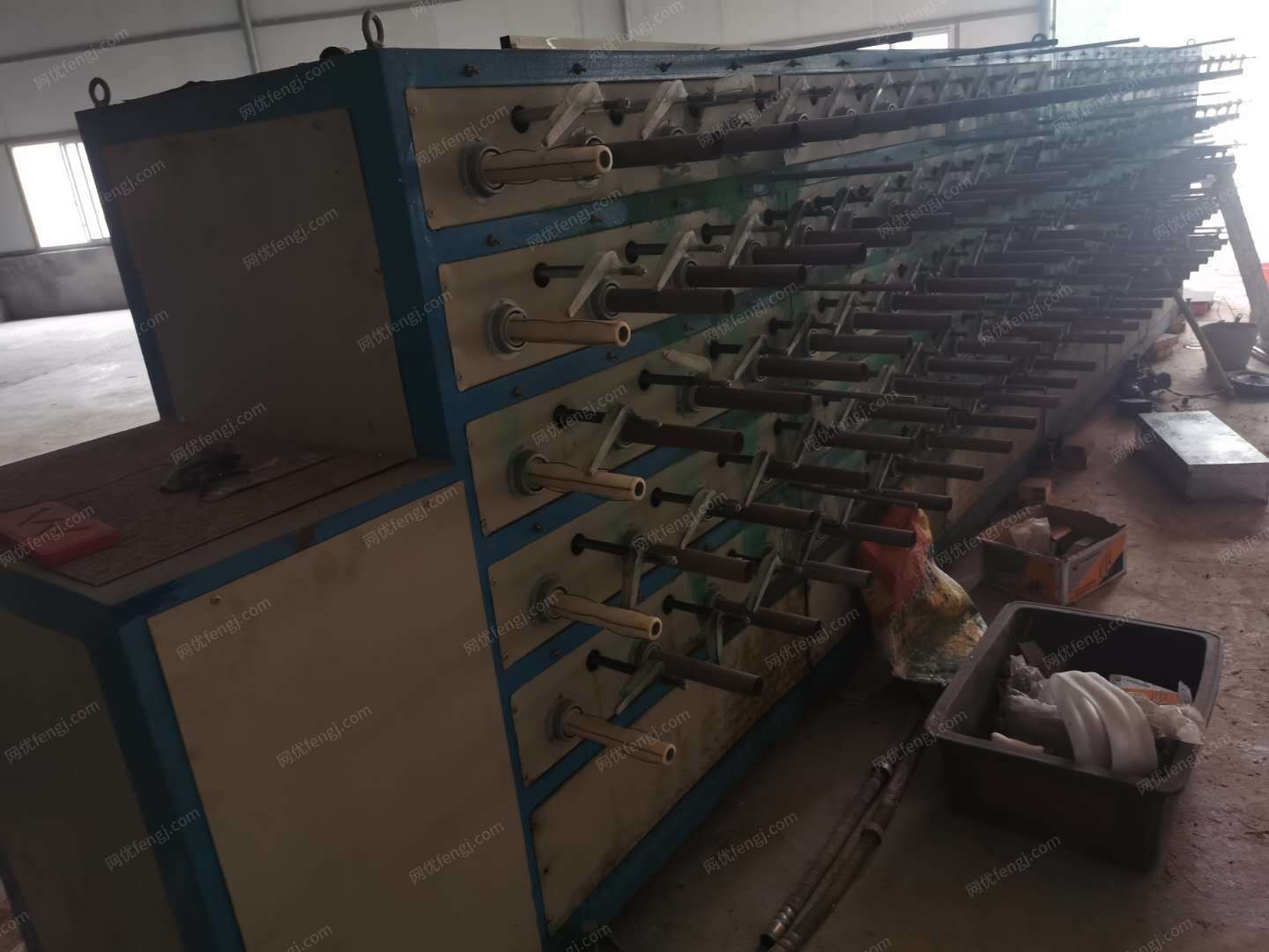 编织厂出售拉1M扁丝拉丝机，240锭收丝机等整套设备，要的尽快这2-3天联系，有图片