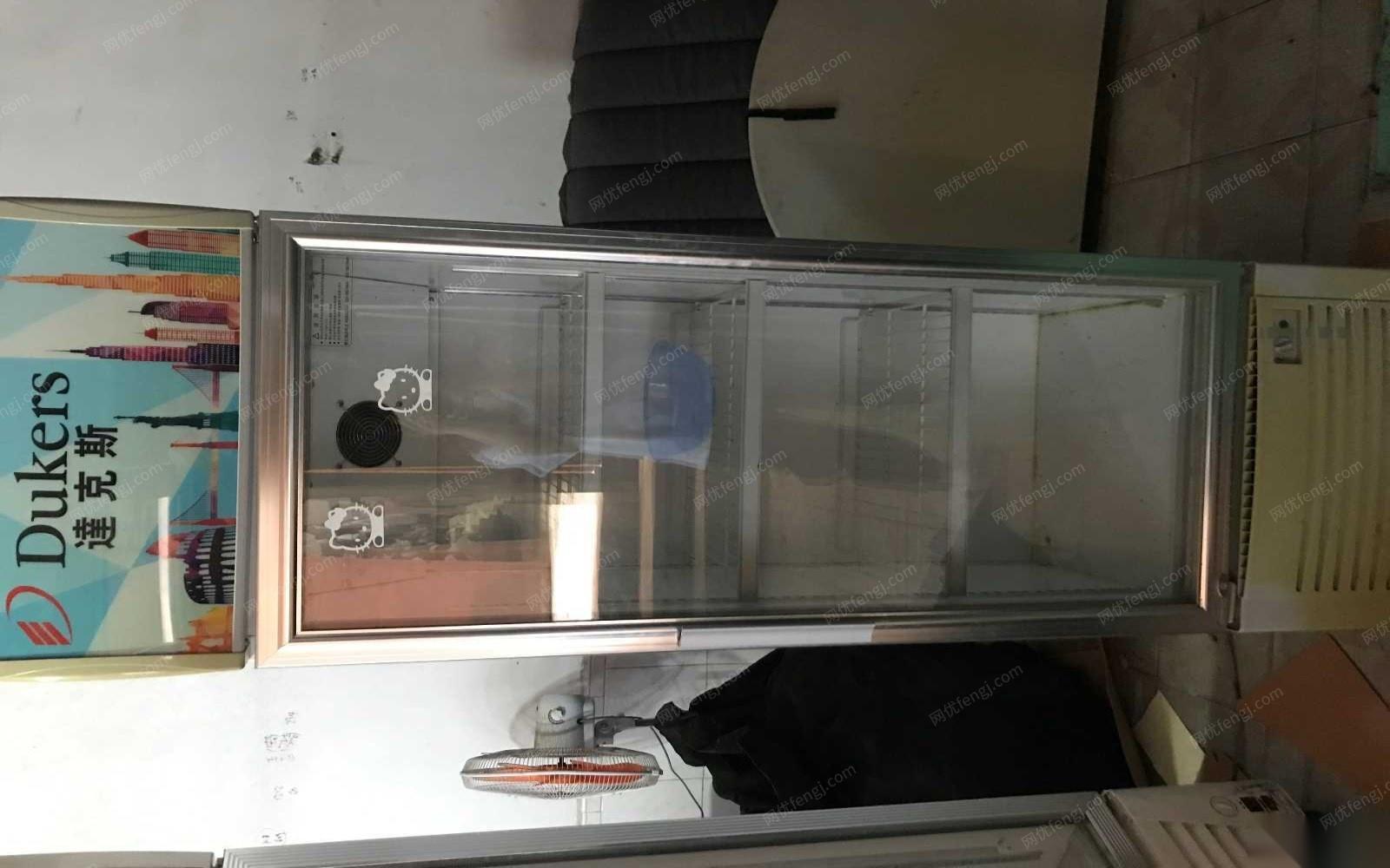 江西九江餐饮店结业 现有多台冰柜冷藏柜空调特价处理 成色极新