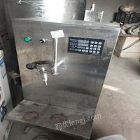 内蒙古巴彦淖尔出售制作玻璃水 洗衣液 洗洁精 非常好用的机器10000元