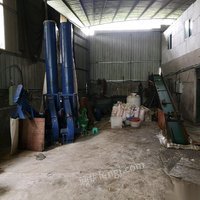 重庆巴南区塑料厂转让，设备齐全，接手即可获利。 50000元