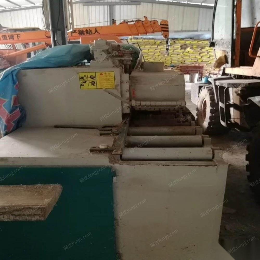 安徽合肥因场地清理，出售板材原木方木机械设备 35000元
