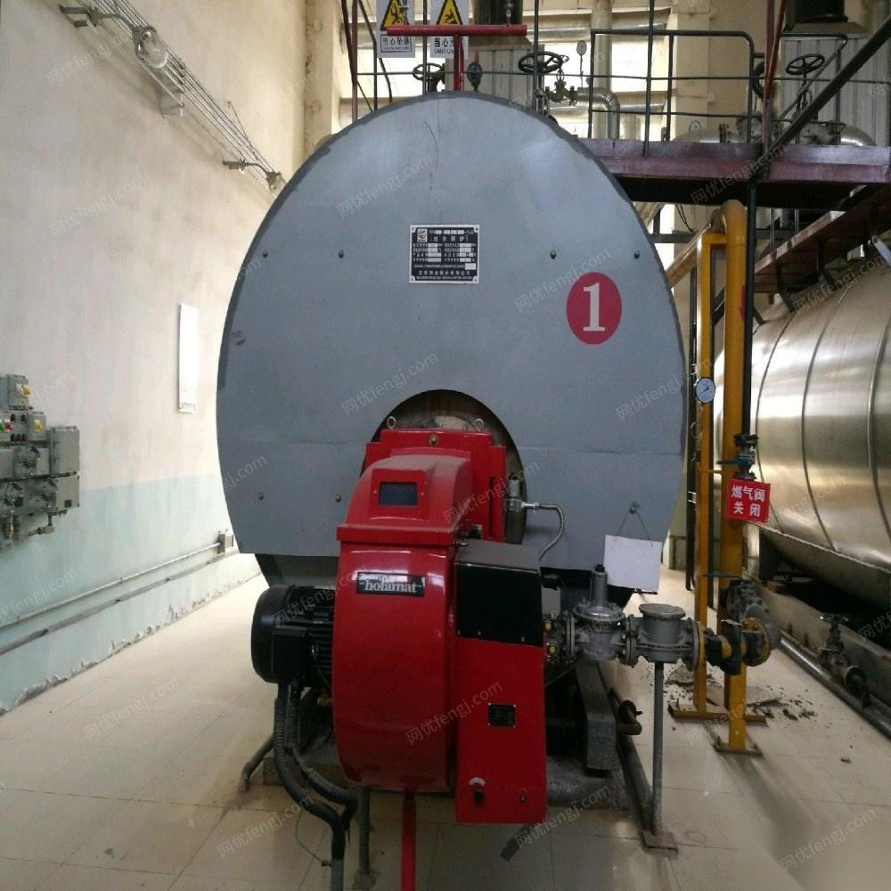 新疆乌鲁木齐在位打包处理2012年产四方燃气热水锅炉 2台8吨，1台6吨700000元