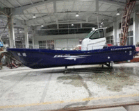 山东青岛出售各种新旧玻璃钢钓鱼船,船用发动机 80000元