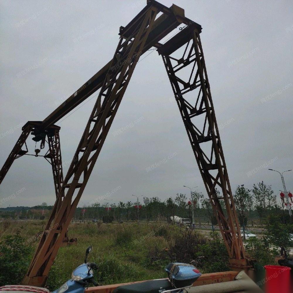 湖南永州出售闲置五吨龙门吊一台 三年没用过 42000元