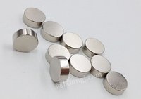 供应各种规格和性能的钕铁硼强力磁铁