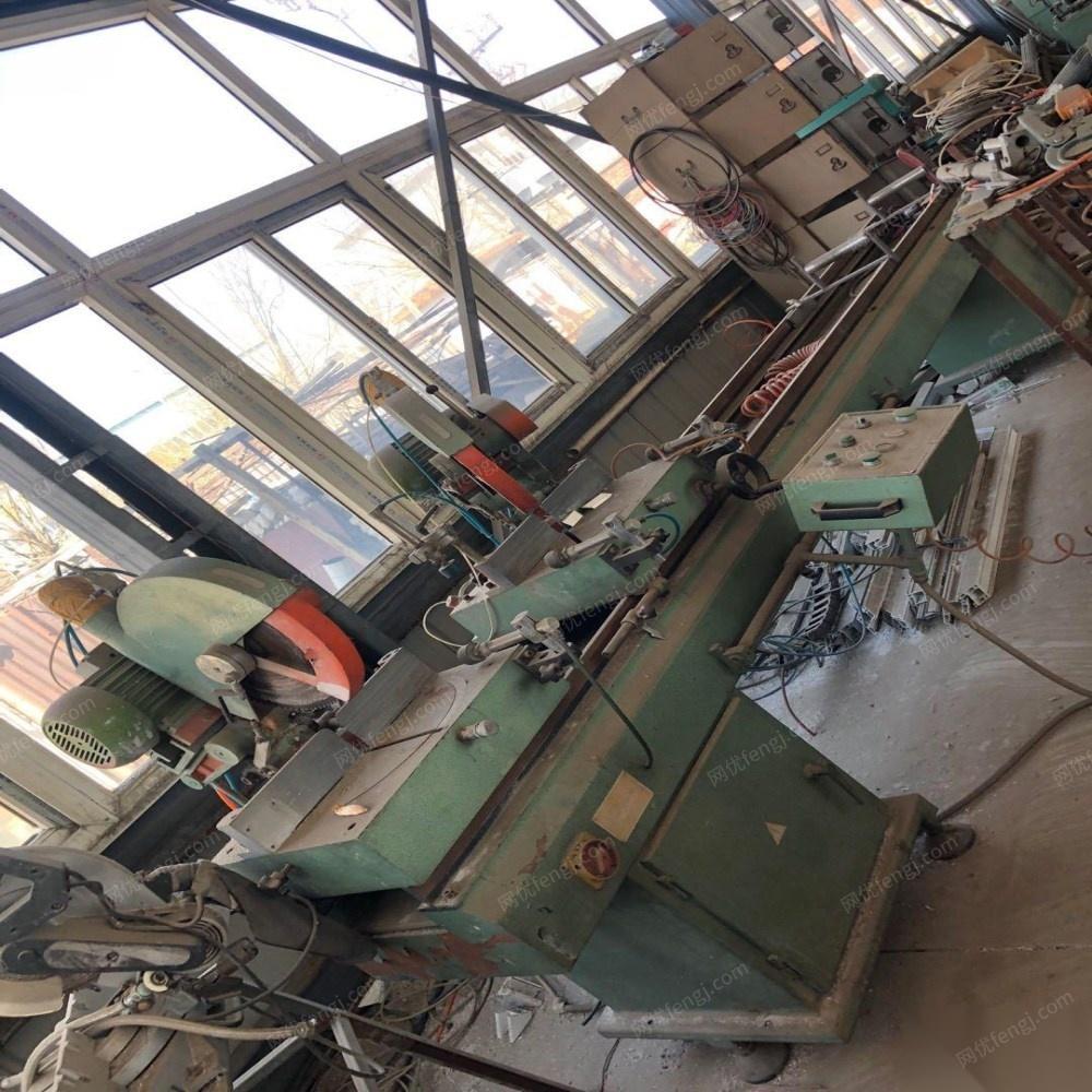 天津武清区塑钢门窗全套生产线生产设备低价出售70000元