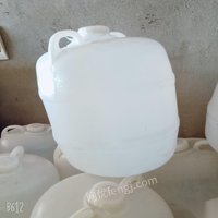 辽宁营口出售100多个100斤白酒桶  100个/月  自提5元/个
