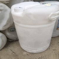 江西南昌60l化工原料桶400个出售12元/个  长期有货