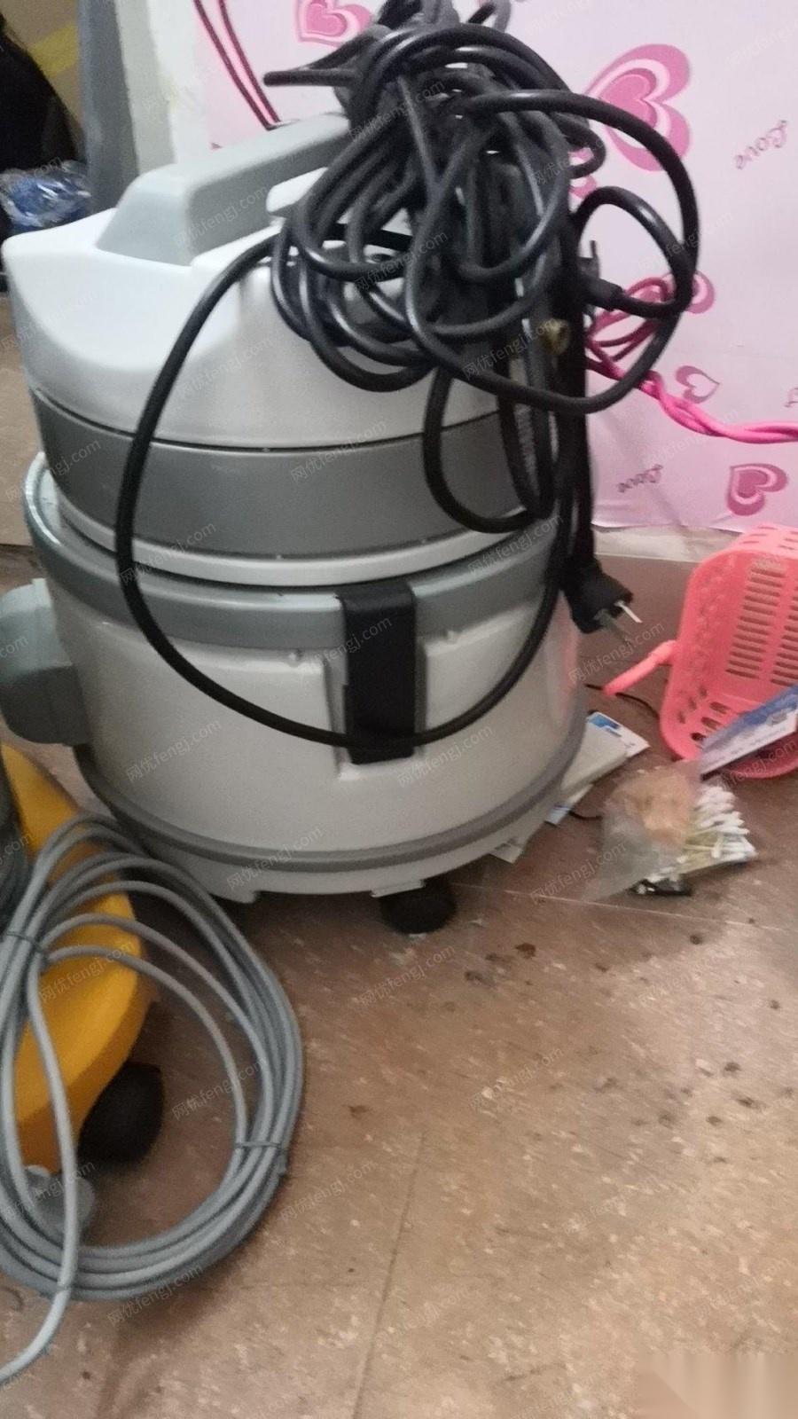 广东广州不做了急售洁邦家电清洗工具，空气检测机等保洁机器 出售价15000元  最近二天在家.