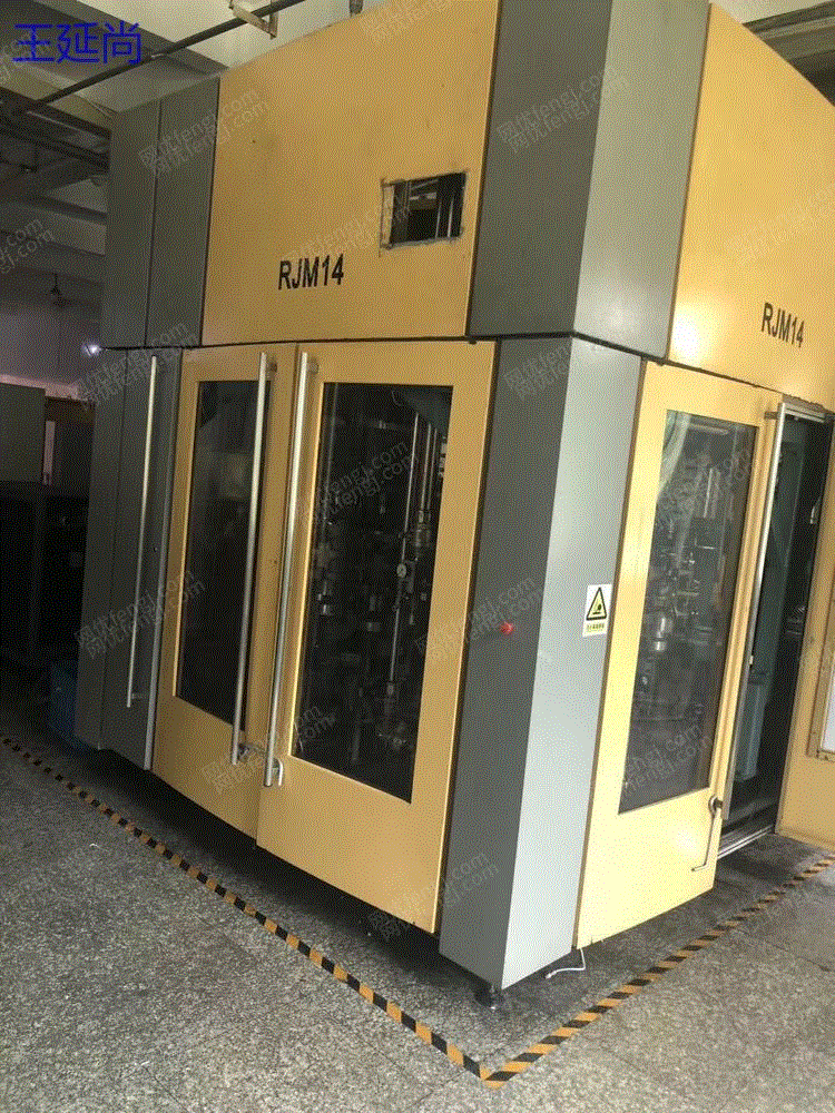 现货库存吹瓶机4套 1拖4二手吹瓶机