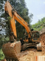 云南红河哈尼族彝族自治州本人出售三一235挖掘机一台。