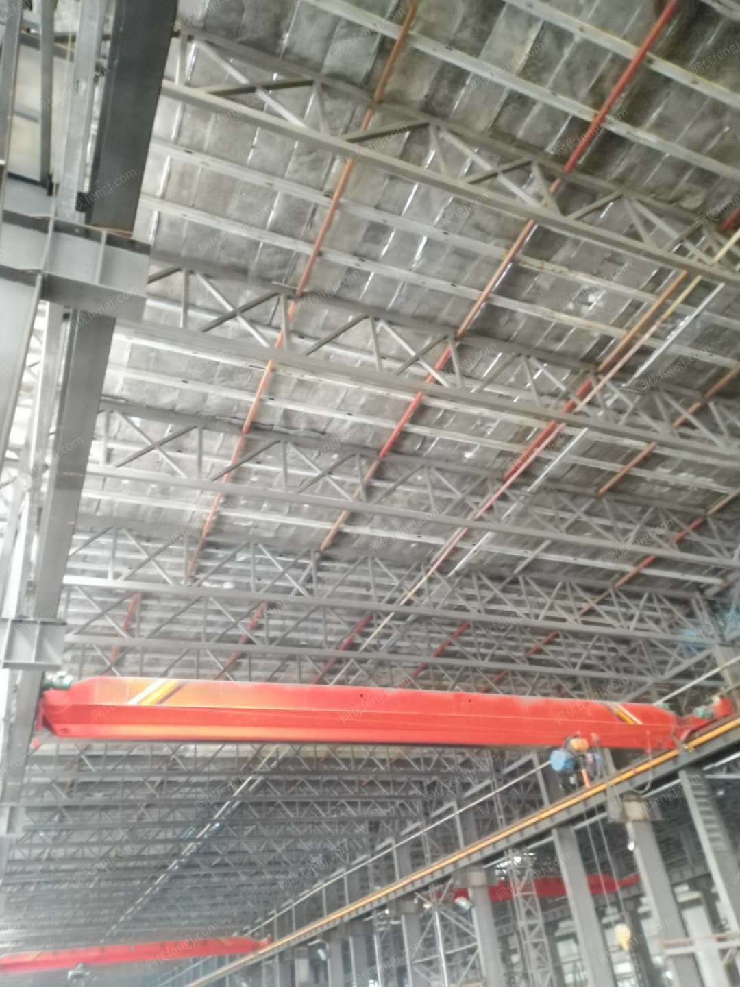 钢结构公司处理5吨单梁室内行车2台，跨度10米/15米，另置换1台5吨跨度20米行车