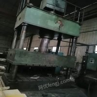 河南洛阳500吨大台面液压机 130000元出售