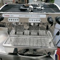 四川成都出售咖啡机，奶茶设备，烘培设备，奶茶店设备，冰淇淋机 88元