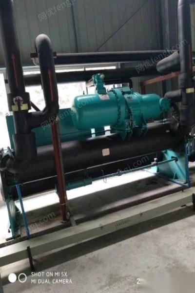四川成都闲置2010年螺杆式水源热泵机组出售 60000元
