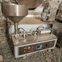 山东济宁出售酱料灌装机，正常使用！ 9000元