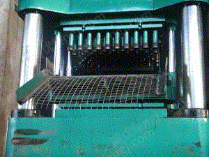 供应潍坊自动金属非金属粉末成型压块机Y高产量设备