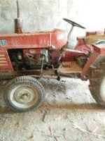 新疆哈密170农用拖拉机6-7成新出售