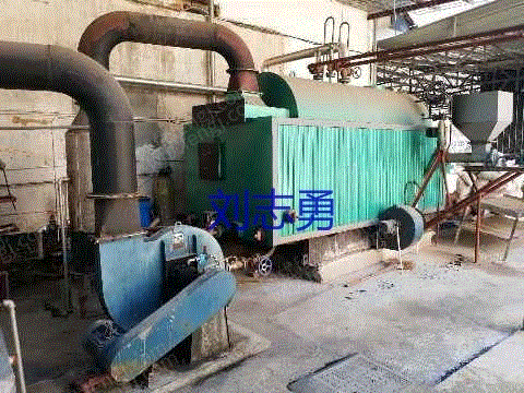 现货库存1吨生物质蒸汽锅炉,16年6月出厂,手续配件齐全。