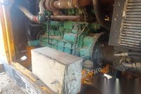 河北石家庄不想干了出售闲置07年中联重科柴油174.8016泵拖泵各一台
