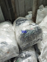 湖南长沙出售110吨废塑料复合料pe复合pet料