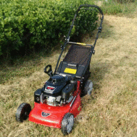 供应四种出草方式草坪机汽油动力手推式草坪机修剪机