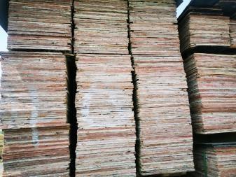 北京大兴区出售二手4x8木材，精品方木，模板