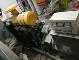 海南海口出售1套14年100KW发电机组，包括硅整流发电机，散热器，无刷交流发电机等,打包卖.