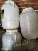 河北石家庄二手白塑料桶 25公斤出售