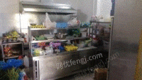 广东佛山厨具，各种餐台 灶具 冰箱，餐桌餐具九成新出售