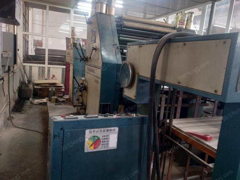 纸箱厂出售赣州通达05双色对开胶印机1台