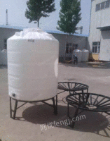 供应日兴1000升 1立方 锥底水箱 带底架pe水箱 耐酸碱 食品级滚塑容器