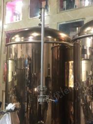 宁夏银川出售1套闲置19年啤酒设备 1拖二的.1个主罐500升，2个发酵罐300升 打包卖.不议价