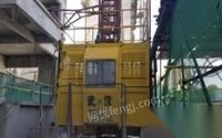 河南许昌正常使用中13年施工电梯低价出售